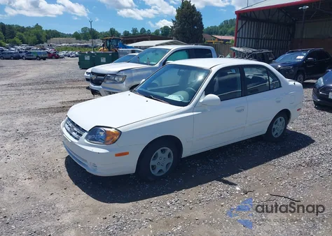 2004 Hyundai Accent Gl z USA, uszkodzony, nr VIN KMHCG45C54U568919